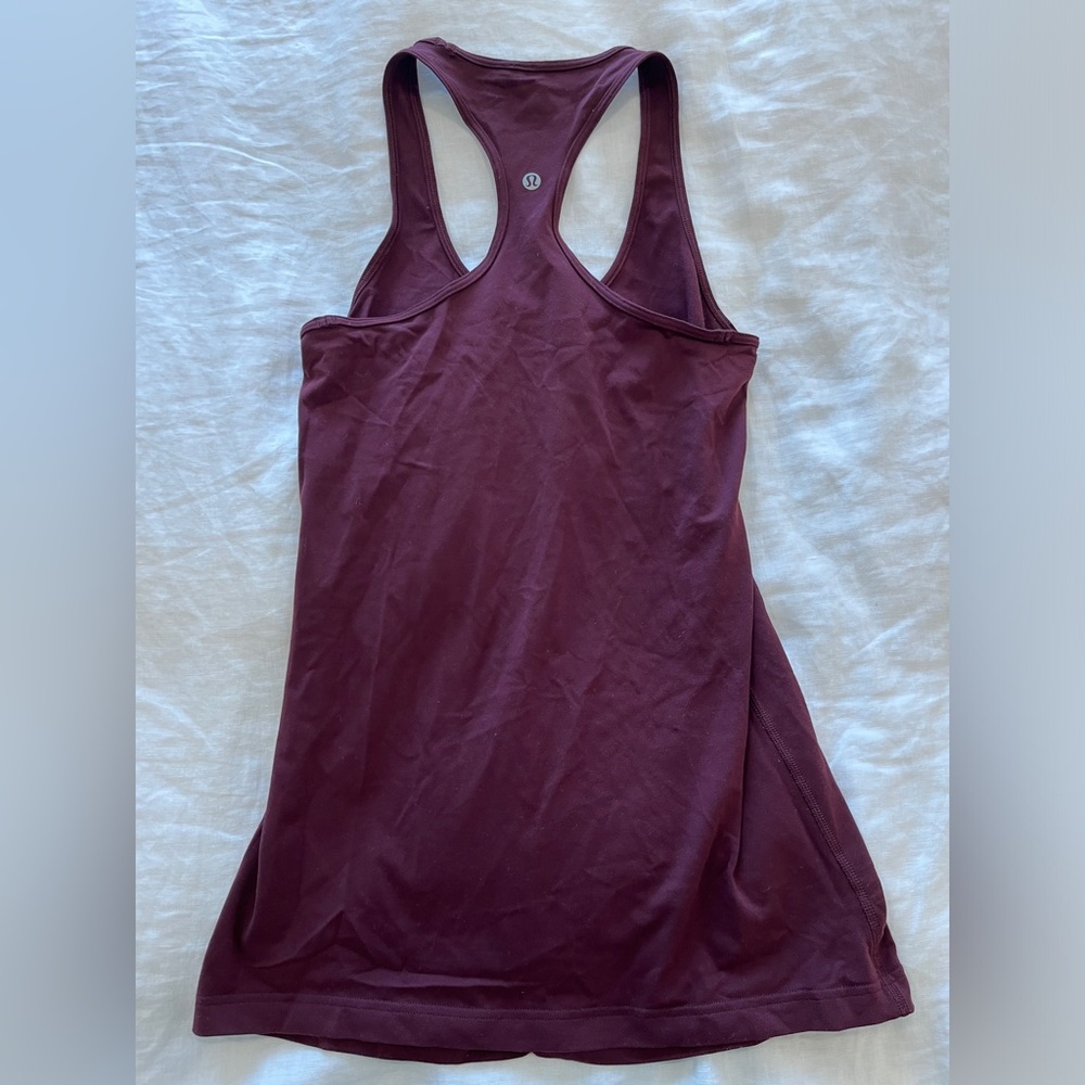 Lululemon racerbank tank size 6 - great condition!